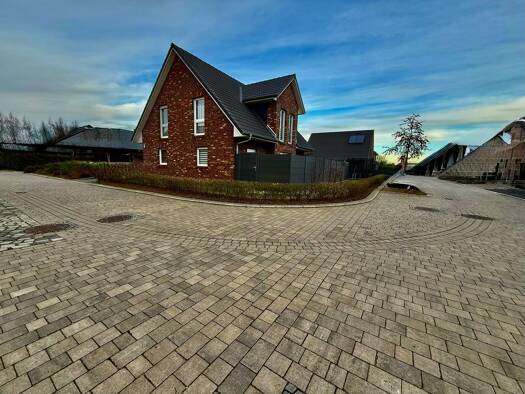 Einfamilienhaus zum Kauf provisionsfrei 650.000 € 5 Zimmer 132 m² St. Lorenz Nord Lübeck 23556