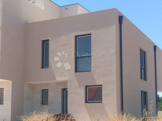 Haus zum Kauf 408.000 € 4 Zimmer 127 m² Privlaka Privlaka