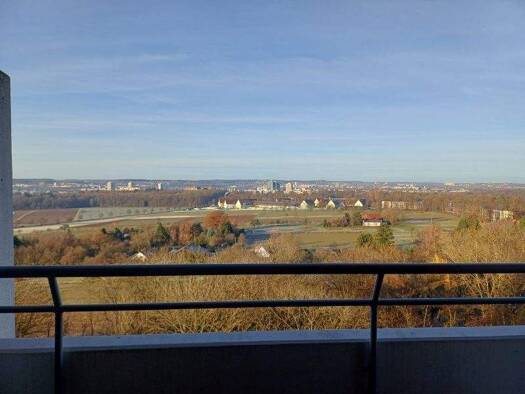 Wohnung zur Miete 640 € 1,5 Zimmer 48 m² 16. Geschoss frei ab sofort Asemwald Stuttgart 70599