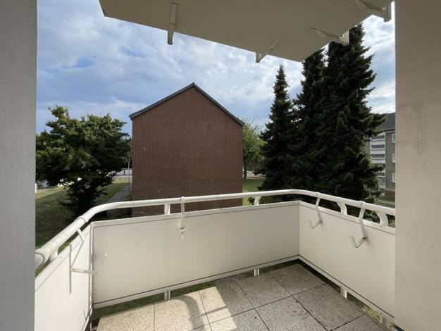 Wohnung zum Kauf provisionsfrei 129.000 € 3 Zimmer 65 m² 1. Geschoss Mörikestraße 5 Gustorf Grevenbroich 41517