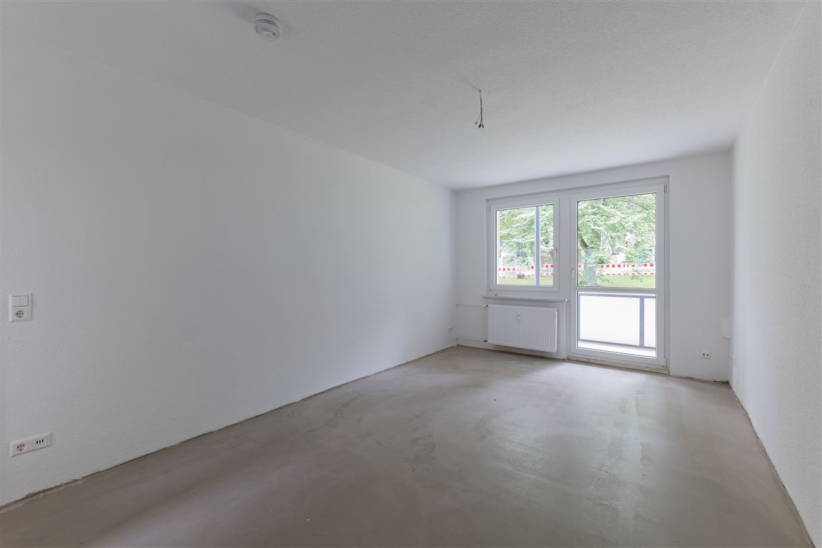 Wohnung zur Miete 356 € 3 Zimmer 58,3 m²<br/>Wohnfläche EG<br/>Geschoss 16.10.2024<br/>Verfügbarkeit Schubertstr. 6 Kapellenberg 813 Chemnitz 09119