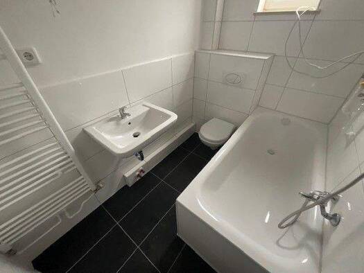 Wohnung zur Miete 409 € 3 Zimmer 60 m² 1. Geschoss Neißestraße 7 Fedderwardergroden Wilhelmshaven 26388