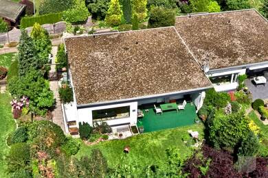 Bungalow zum Kauf 399.000 € 4 Zimmer 107,8 m² 593 m² Grundstück Solingen-Mitte Solingen 42651
