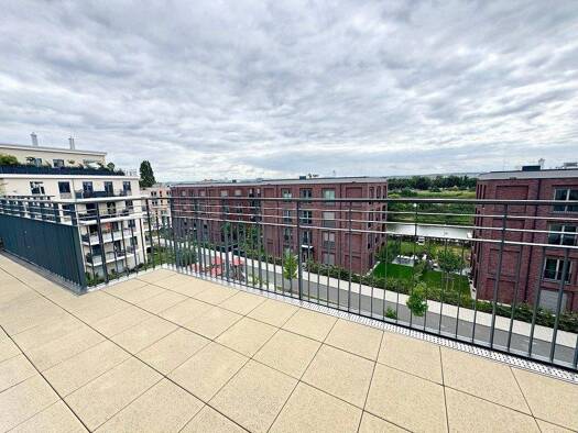 Wohnung zur Miete 2.300 € 4 Zimmer 109,3 m² 4. Geschoss frei ab 01.02.2026 Leipziger Vorstadt Dresden 01097