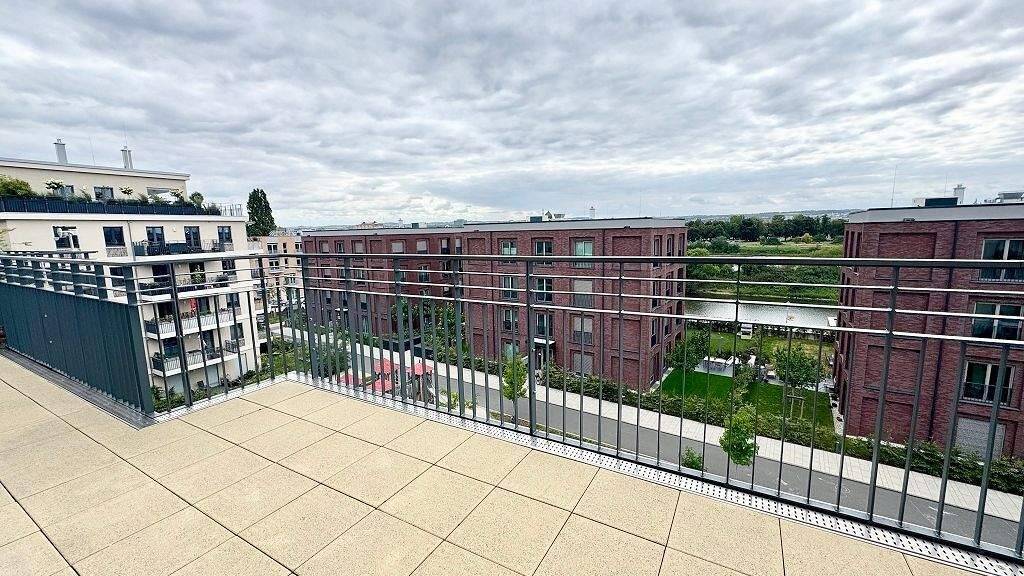 Wohnung zur Miete 2.300 € 4 Zimmer 109,3 m² 4. Geschoss frei ab sofort Leipziger Vorstadt Dresden 01097