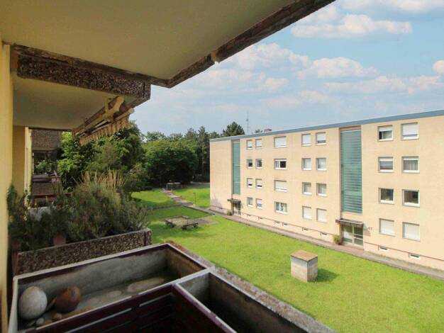 Wohnung zum Kauf 349.000 € 3,5 Zimmer 86,3 m² 2. Geschoss Bad Cannstatt Stuttgart 70374