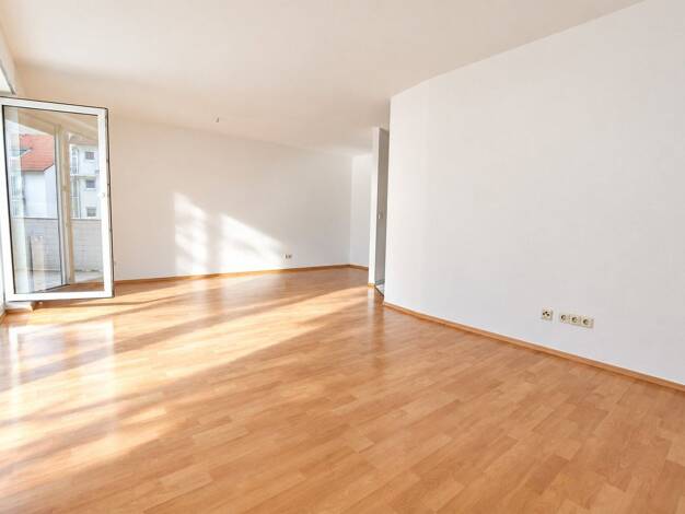 Wohnung zur Miete 875 € 2 Zimmer 63,5 m² 2. Geschoss frei ab 01.01.2027 Danziger Straße 15 Neckartenzlingen 72654