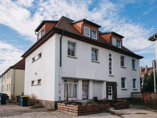 Mehrfamilienhaus zum Kauf provisionsfrei 340.000 € 14 Zimmer 314 m² 551 m² Grundstück Beuna Merseburg 06217
