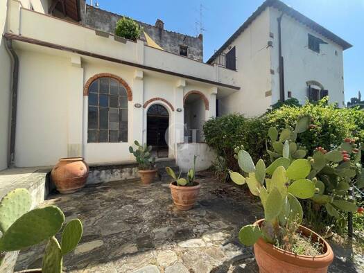 Villa zum Kauf 2.950.000 € 12 Zimmer frei ab sofort Via del Rossellino Florence