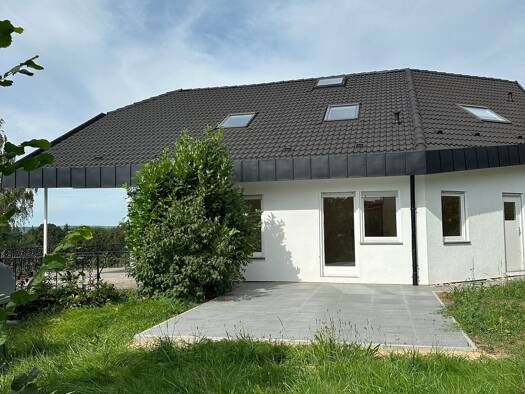 Einfamilienhaus zum Kauf provisionsfrei 799.000 € 8 Zimmer 299,5 m² 861 m² Grundstück Kaiserstraße 57 Rattenharz Lorch 73547