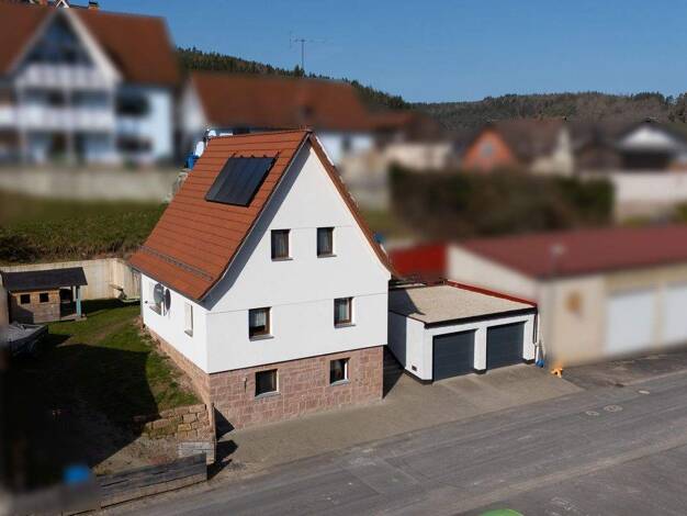 Einfamilienhaus zum Kauf 239.999 € 4 Zimmer 100 m² 509 m² Grundstück frei ab 01.08.2026 Fellen 97778