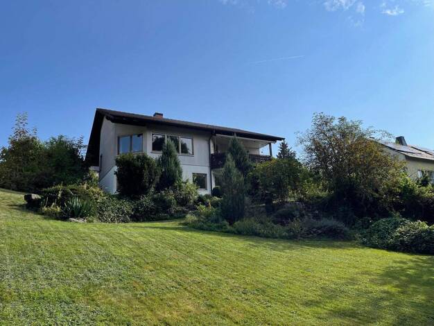 Einfamilienhaus zum Kauf 470.000 € 6 Zimmer 215,4 m² 937 m² Grundstück Innenstadt Hof 95028