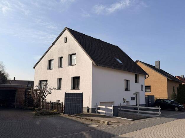 Mehrfamilienhaus zum Kauf provisionsfrei 389.000 € 6 Zimmer 174,4 m² 344 m² Grundstück Isenbüttel 38550