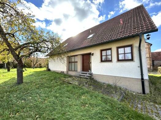 Einfamilienhaus zum Kauf 375.000 € 7 Zimmer 177 m² 810 m² Grundstück Frankenwinheim 97447