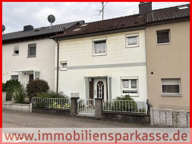 Reihenmittelhaus zum Kauf 230.000 € 4 Zimmer 63,4 m² 231 m² Grundstück Birkenfeld Birkenfeld 75217