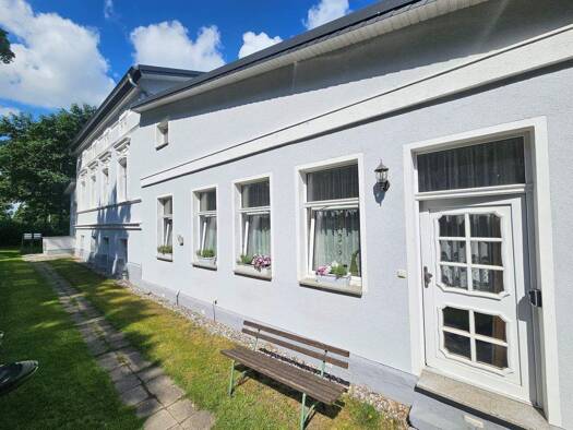 Mehrfamilienhaus zum Kauf 450.000 € 15 Zimmer 297 m² 1.515 m² Grundstück frei ab sofort Demminer Landstraße 1 Anklam Anklam 17389