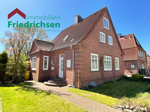 Einfamilienhaus zum Kauf 269.000 € 2 Zimmer 103,8 m² 479 m² Grundstück frei ab 01.10.2026 Niebüll 25899