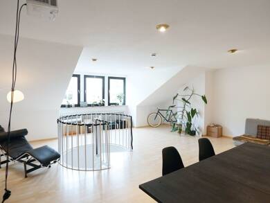 Maisonette zur Miete 850 € 4 Zimmer 115 m² 3. Geschoss frei ab 01.09.2025 Coburg 96450