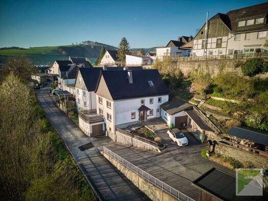 Einfamilienhaus zur Miete 750 € 5 Zimmer 151,3 m² 622 m² Grundstück Grevenstein Meschede / Grevenstein 59872