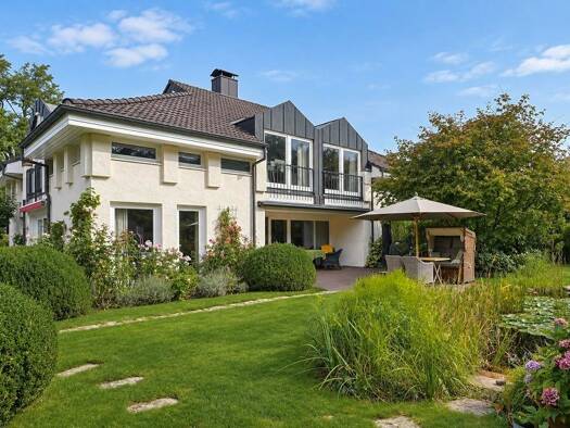 Einfamilienhaus zum Kauf 820.000 € 7 Zimmer 250 m² 1.102 m² Grundstück Klein Hehlen Celle 29223