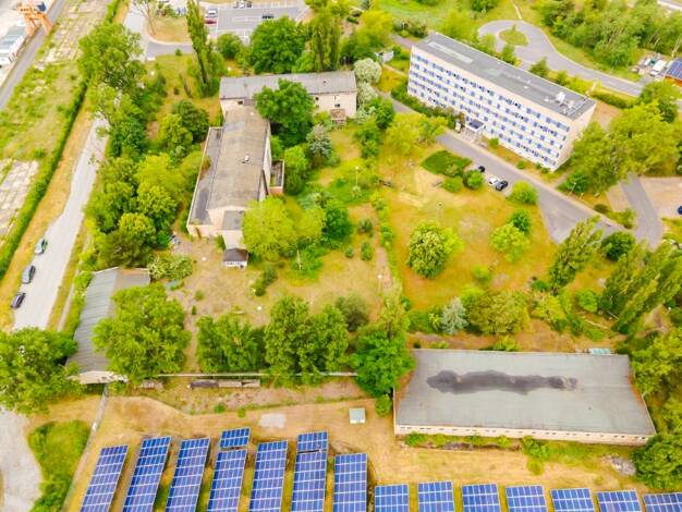 Gewerbegrundstück zum Kauf 280.000 € 11.402 m² Grundstück Hoyerswerda Hoyerswerda 02977