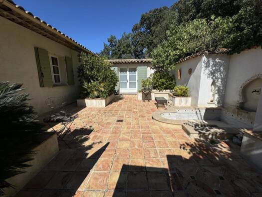 Villa zum Kauf 1.090.000 € 6 Zimmer 310 m² 20.000 m² Grundstück Est Lorgues 83510