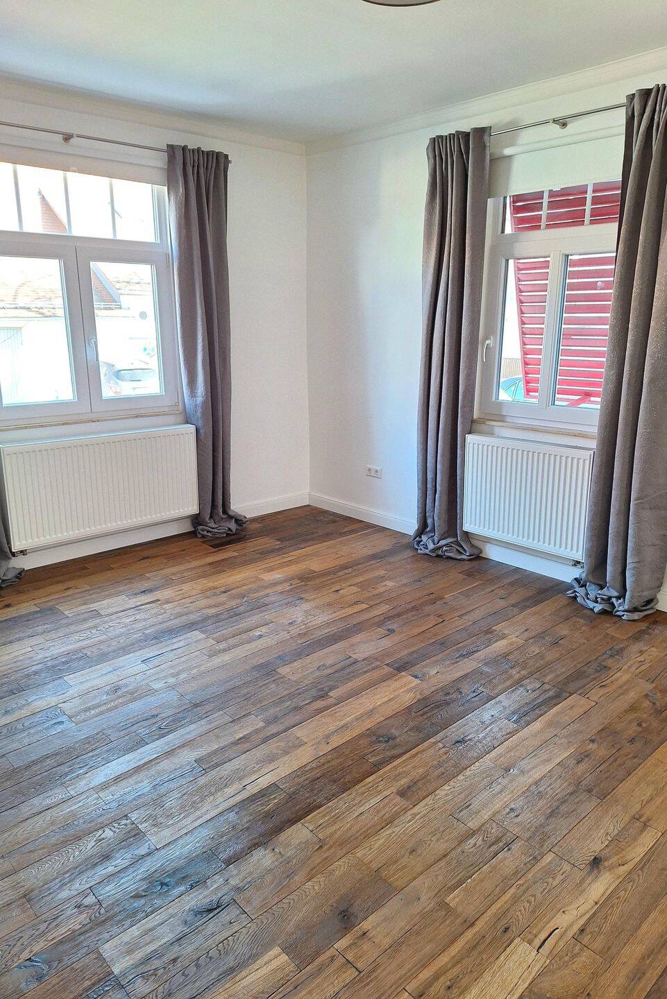 Property thumbnail 2