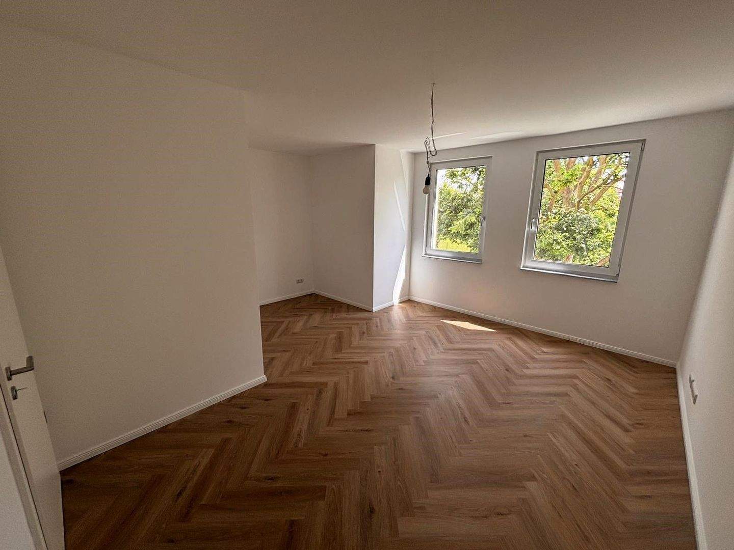 Property thumbnail 12