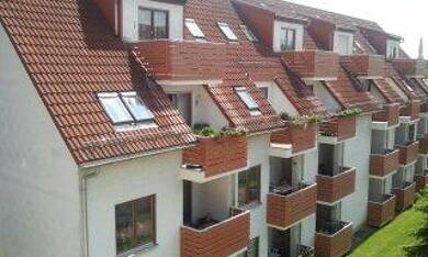Wohnung zur Miete 320 € 2 Zimmer 55,3 m² frei ab sofort Louis-Lejeuné-Straße 10a Niederlungwitz Glauchau 08371