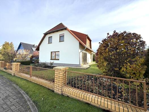 Haus zum Kauf 330.000 € 5 Zimmer 116 m² 581 m² Grundstück Pasewalk 17309