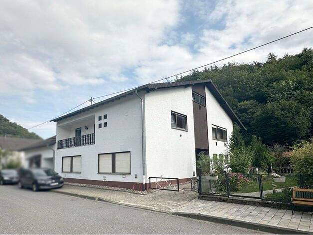 Haus zum Kauf 279.000 € 8 Zimmer 271 m² 651 m² Grundstück Ahrbrück 53506