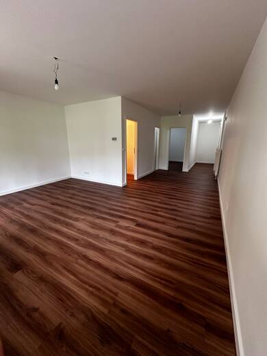 Wohnung zum Kauf 99.500 € 2 Zimmer 52 m² EG frei ab sofort Lindenviertel 1 Bischofsgrün Bischofsgrün 95493