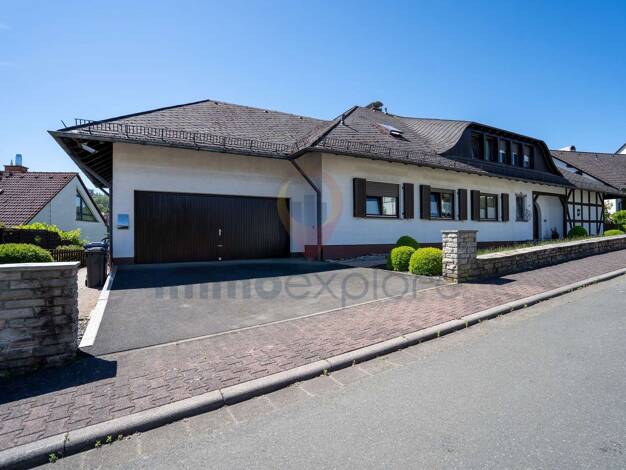 Mehrfamilienhaus zum Kauf 798.000 € 9 Zimmer 393 m² 1.333 m² Grundstück Obernhain Wehrheim 61273