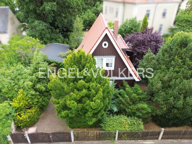 Einfamilienhaus zum Kauf 400.000 € 3 Zimmer 76 m² 830 m² Grundstück Radebeul 01445