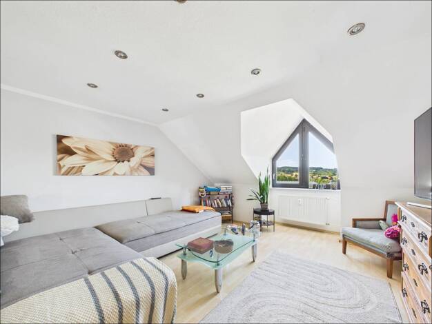 Wohnung zum Kauf 369.000 € 3 Zimmer 83,5 m² Dachgeschoss Hösbach Hösbach 63768