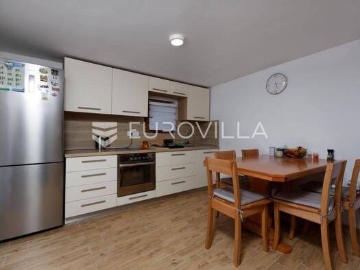 Einfamilienhaus zum Kauf 269.000 € 2 Zimmer 100 m² Milovčići Malinska 51511