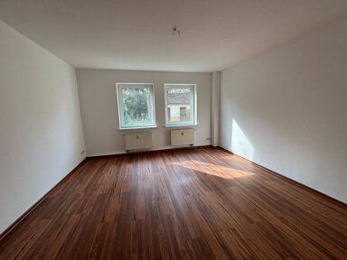 Wohnung zur Miete 390 € 3 Zimmer 66 m² 1. Geschoss Friedens Straße 6 Rositz Rositz 04617