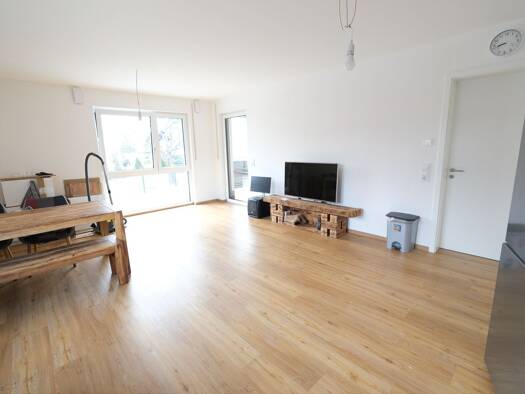 Wohnung zur Miete 930 € 3 Zimmer 80,9 m² EG frei ab 01.05.2026 Metten 94526