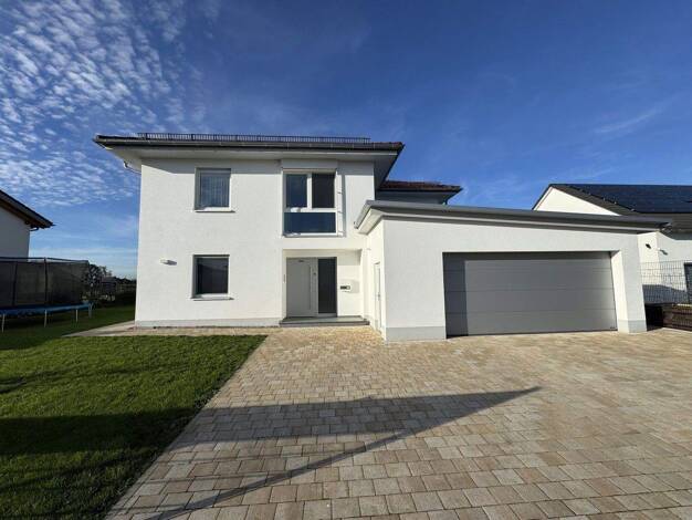 Einfamilienhaus zum Kauf provisionsfrei 959.000 € 6,5 Zimmer 227 m² 639 m² Grundstück Bihlafingen Laupheim 88471