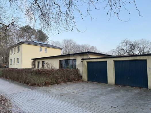 Mehrfamilienhaus zum Kauf als Kapitalanlage geeignet 490.000 € 16 Zimmer 381 m² 1.342 m² Grundstück Heppens Wilhelmshaven 26384