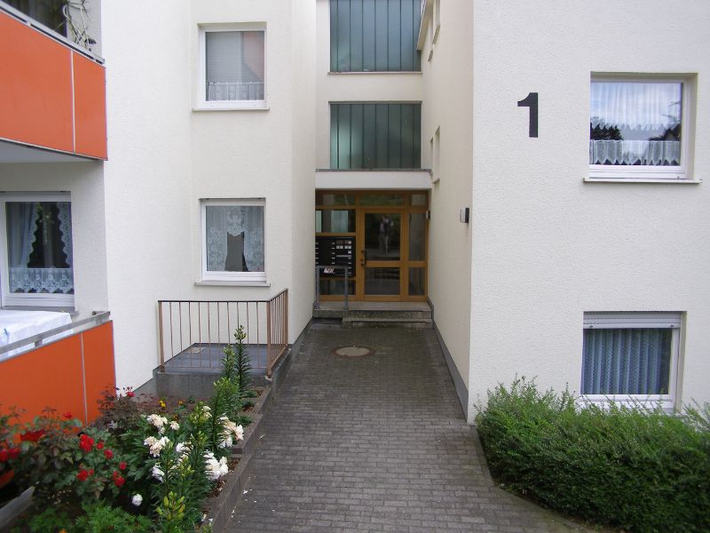 Wohnung zur Miete 397 € 3 Zimmer 72,1 m²<br/>Wohnfläche EG<br/>Geschoss Geisaer Straße 1 Niesig Fulda 36039