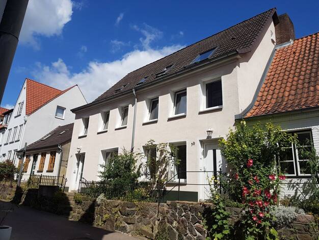 Mehrfamilienhaus zum Kauf als Kapitalanlage geeignet 525.000 € 9 Zimmer 256 m² 537 m² Grundstück Jürgensby Flensburg 24937