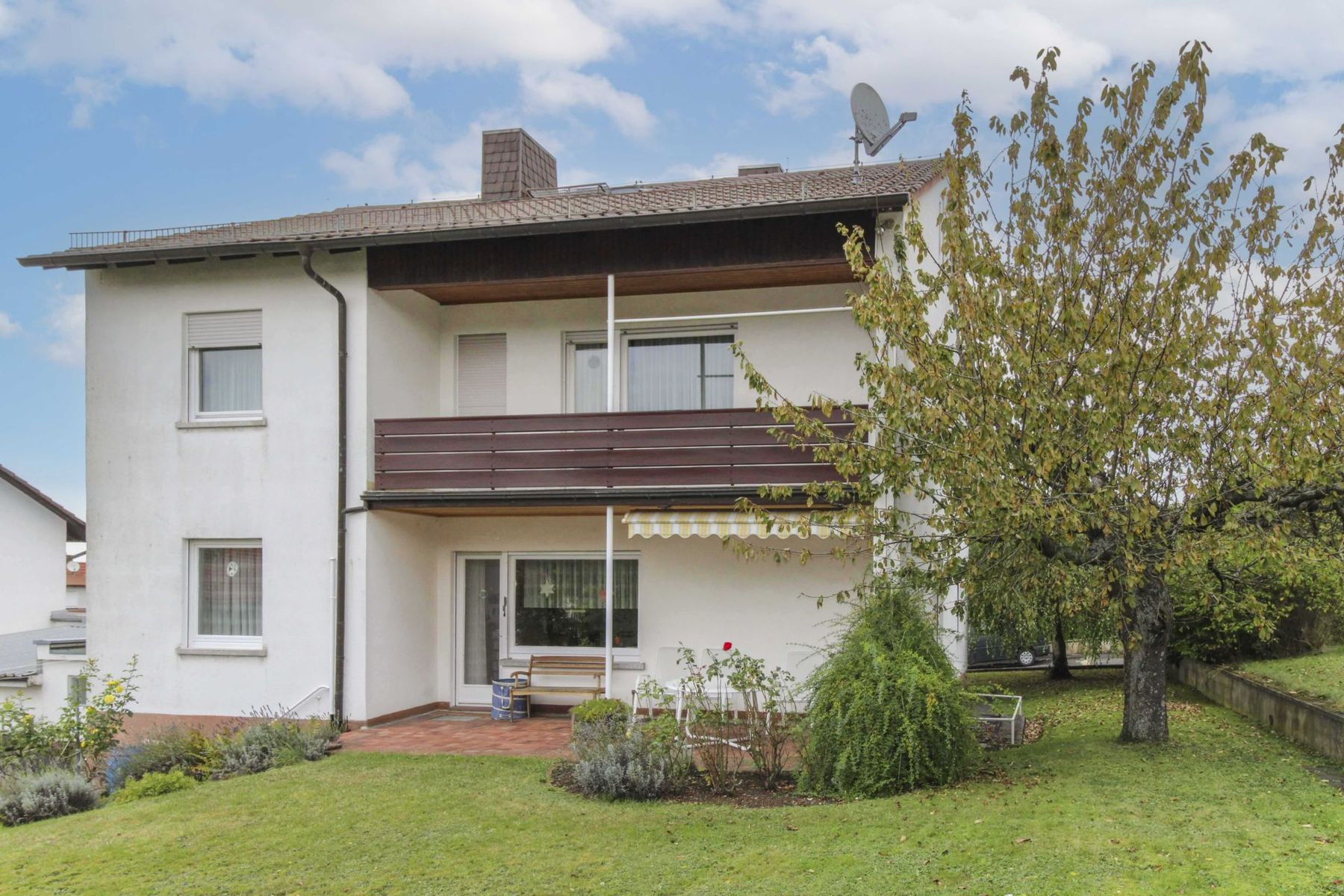 Einfamilienhaus zum Kauf 225.000 € 6 Zimmer 163,3 m²<br/>Wohnfläche 600,1 m²<br/>Grundstück 01.05.2025<br/>Verfügbarkeit Lauterbach Lauterbach (Hessen) 36341