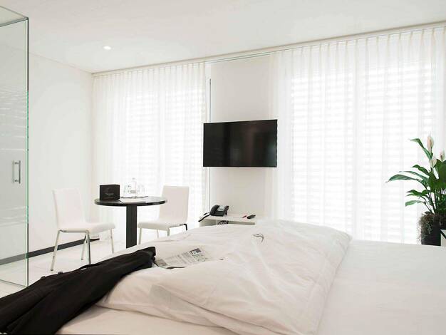 Studio zur Miete Wohnen auf Zeit 1.900 € 1 Zimmer 38 m² frei ab 23.03.2026 Regensdorf 8105