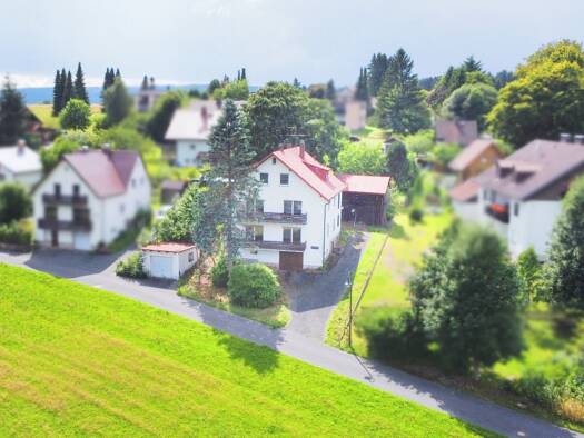 Mehrfamilienhaus zum Kauf provisionsfrei 169.000 € 12 Zimmer 232 m² 850 m² Grundstück frei ab sofort Vordergeiersberg Warmensteinach 95485