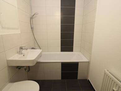 Wohnung zur Miete 469 € 4 Zimmer 67,9 m² 4. Geschoss Friedeburger Straße 34 Freiberg Freiberg 09599