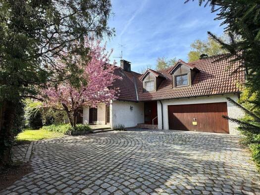 Einfamilienhaus zum Kauf 880.000 € 6,5 Zimmer 173 m² 1.032 m² Grundstück Flachsröststraße Fischbach Östliche Außenstadt 90475