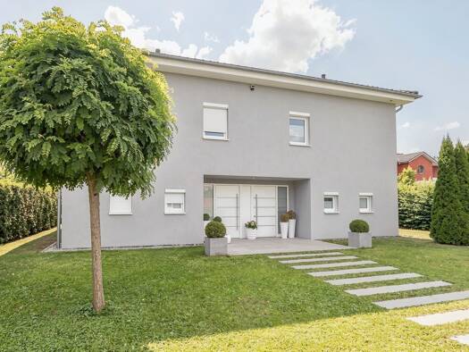 Doppelhaushälfte zum Kauf 449.000 € 3 Zimmer 160 m² 2.350 m² Grundstück Altriesa Riesa 01589