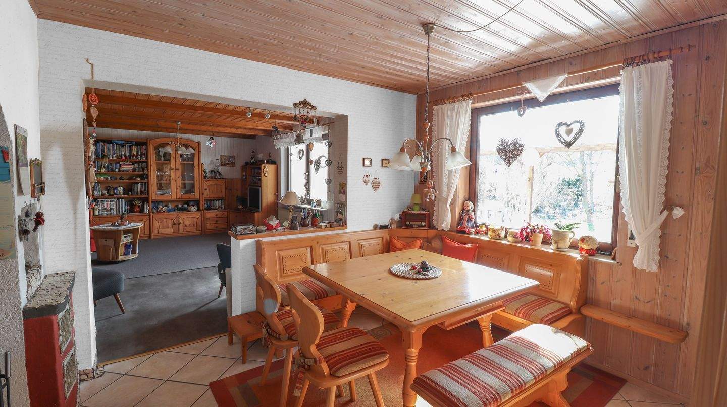 Immobilie in Rehau - Naturnah gelegenes Haus mit Einliegerwohnung bei Rehau! - Bild 4