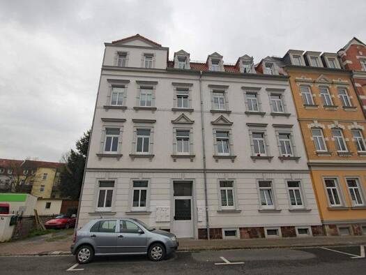 Wohnung zur Miete 300 € 2 Zimmer 63 m² EG frei ab sofort Dresdner Platz 1 Döbeln 04720